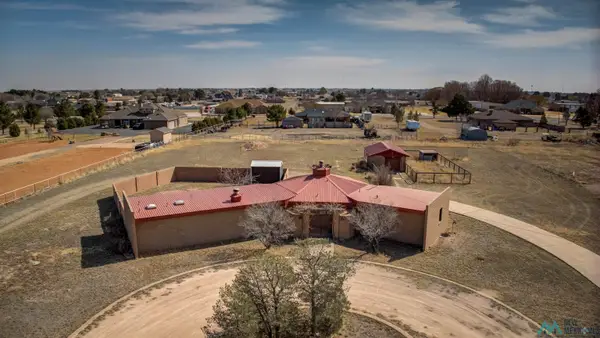 7706 N Plainfield Drive, Hobbs, NM 88242