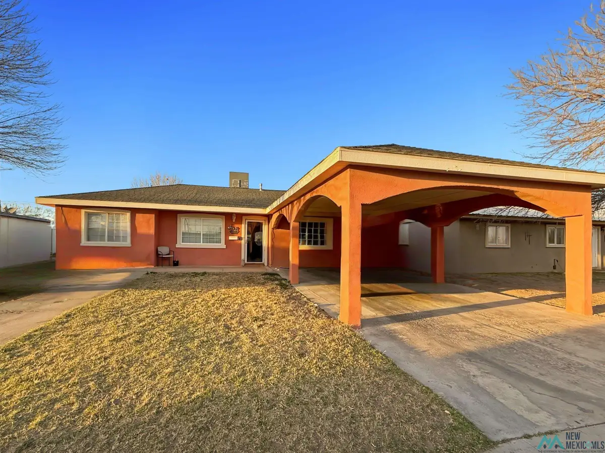 908 W Mackenzie Drive, Hobbs, NM 88240 - #1