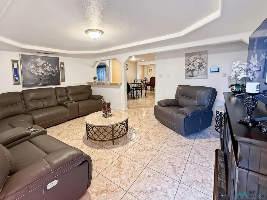 908 W Mackenzie Drive, Hobbs, NM 88240 - #3