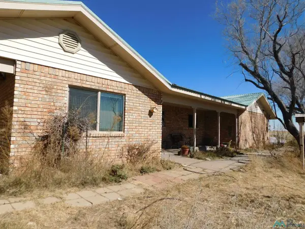 5210 N Eisenhower Road, Roswell, NM 5