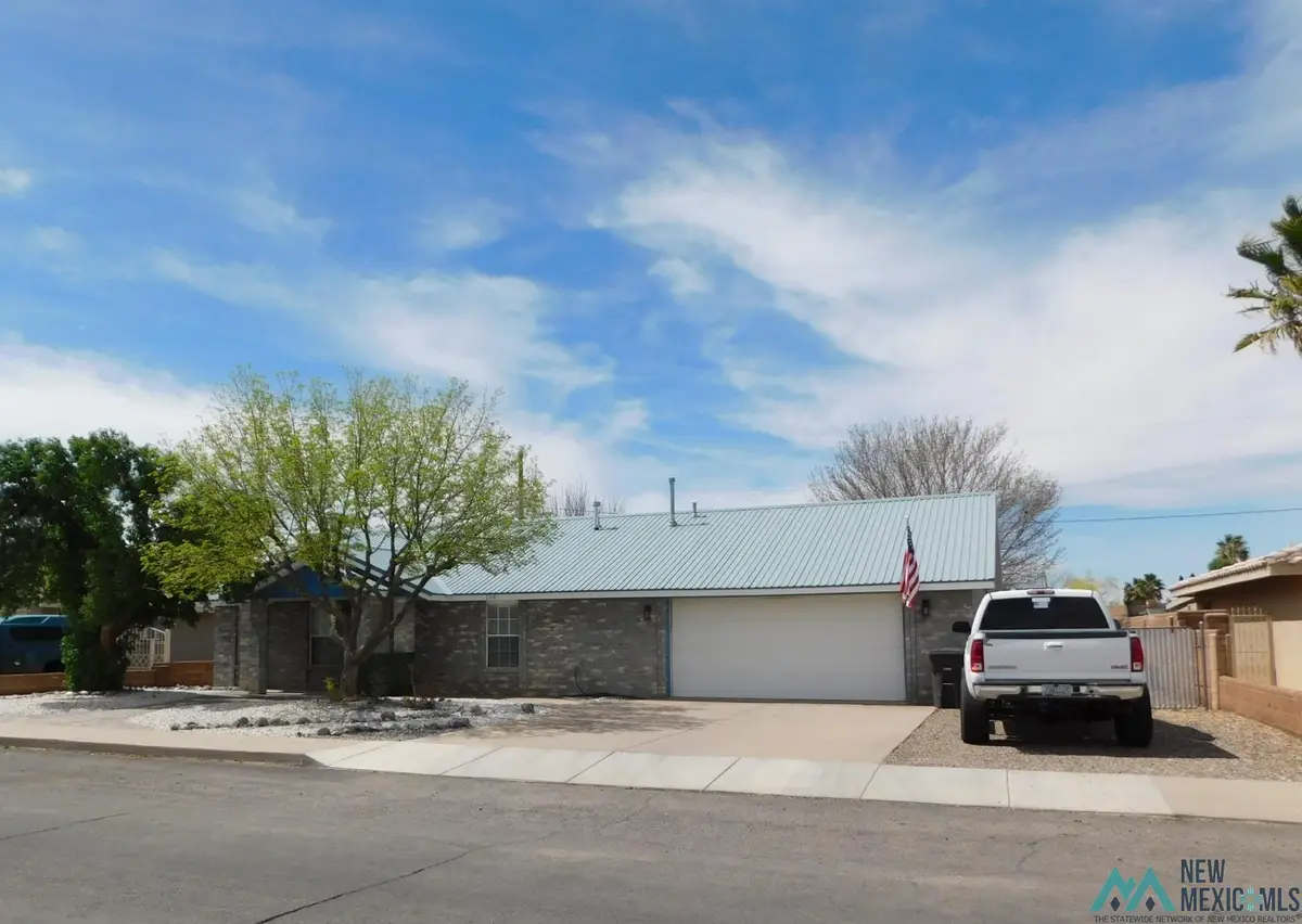 1914 S Shelly Dr, Deming, NM 88030 - #1
