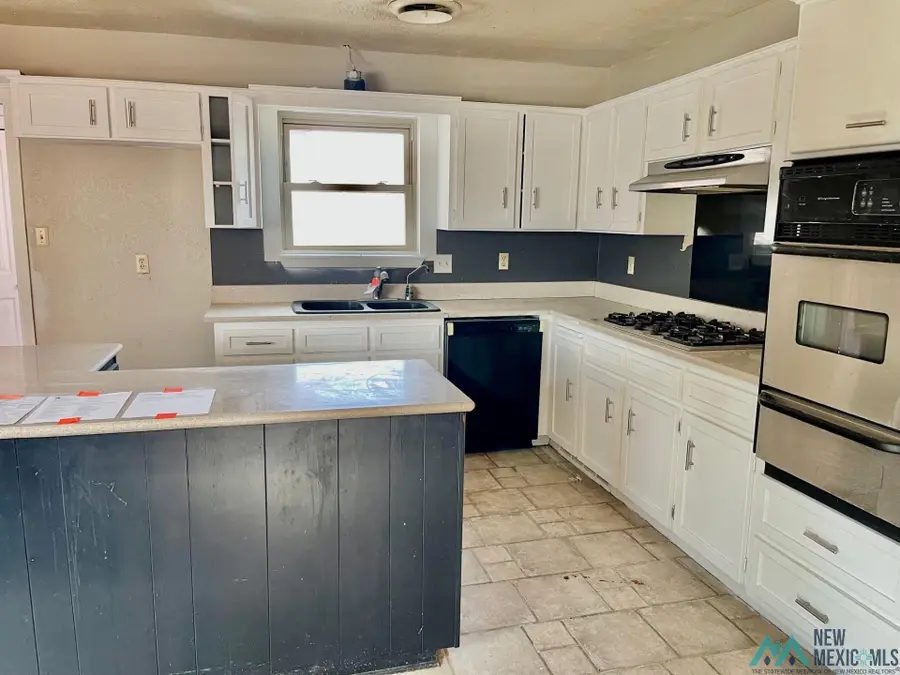 718 W Avenue B, Lovington, NM 88260 - #2
