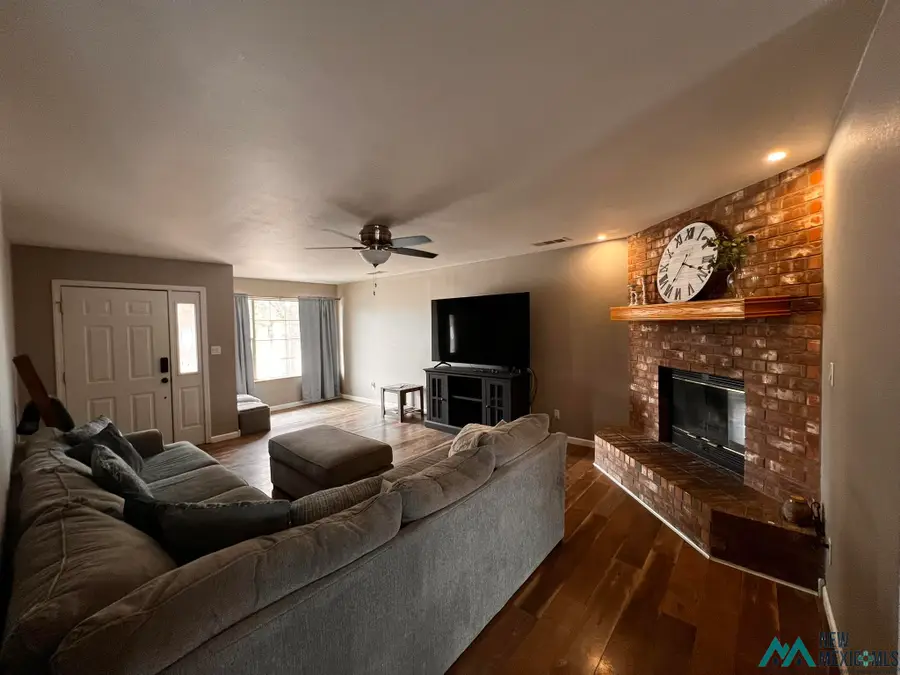 2008 W Bullock Avenue, Artesia, NM 88210 - #2