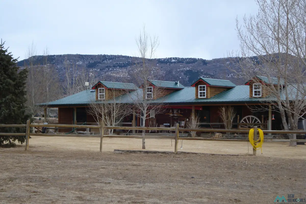 24 Black Mesa Rd, Raton, NM 87740 - #1