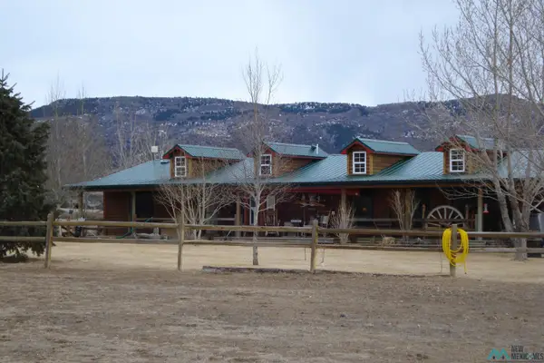 24 Black Mesa Rd, Raton, NM 87740