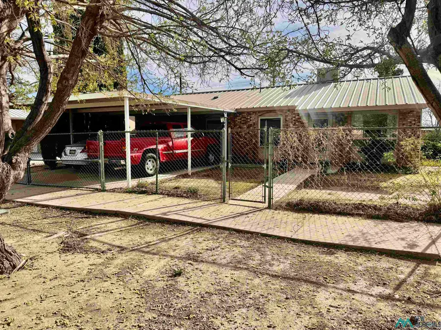 2023 S Iron Street, Deming, NM 88030 - #2