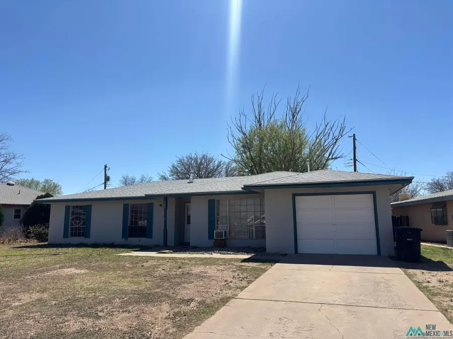 300 Linda Circle, Roswell, NM 88201 - #2