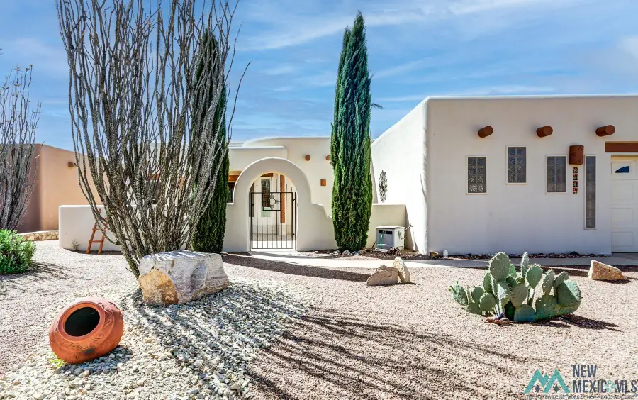 2424 SE Fairway Drive, Deming, NM 88030 - #2