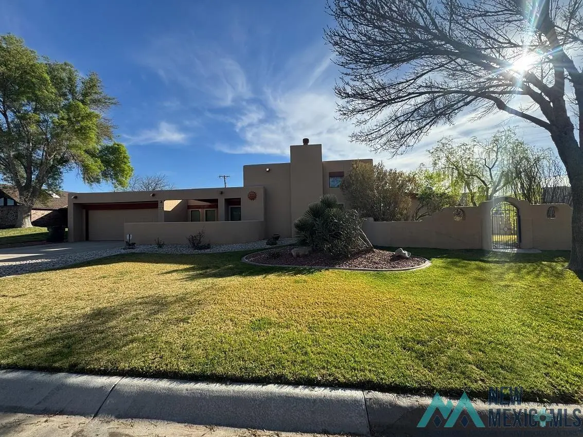1710 Loretta Lane, Carlsbad, NM 88220 - #1