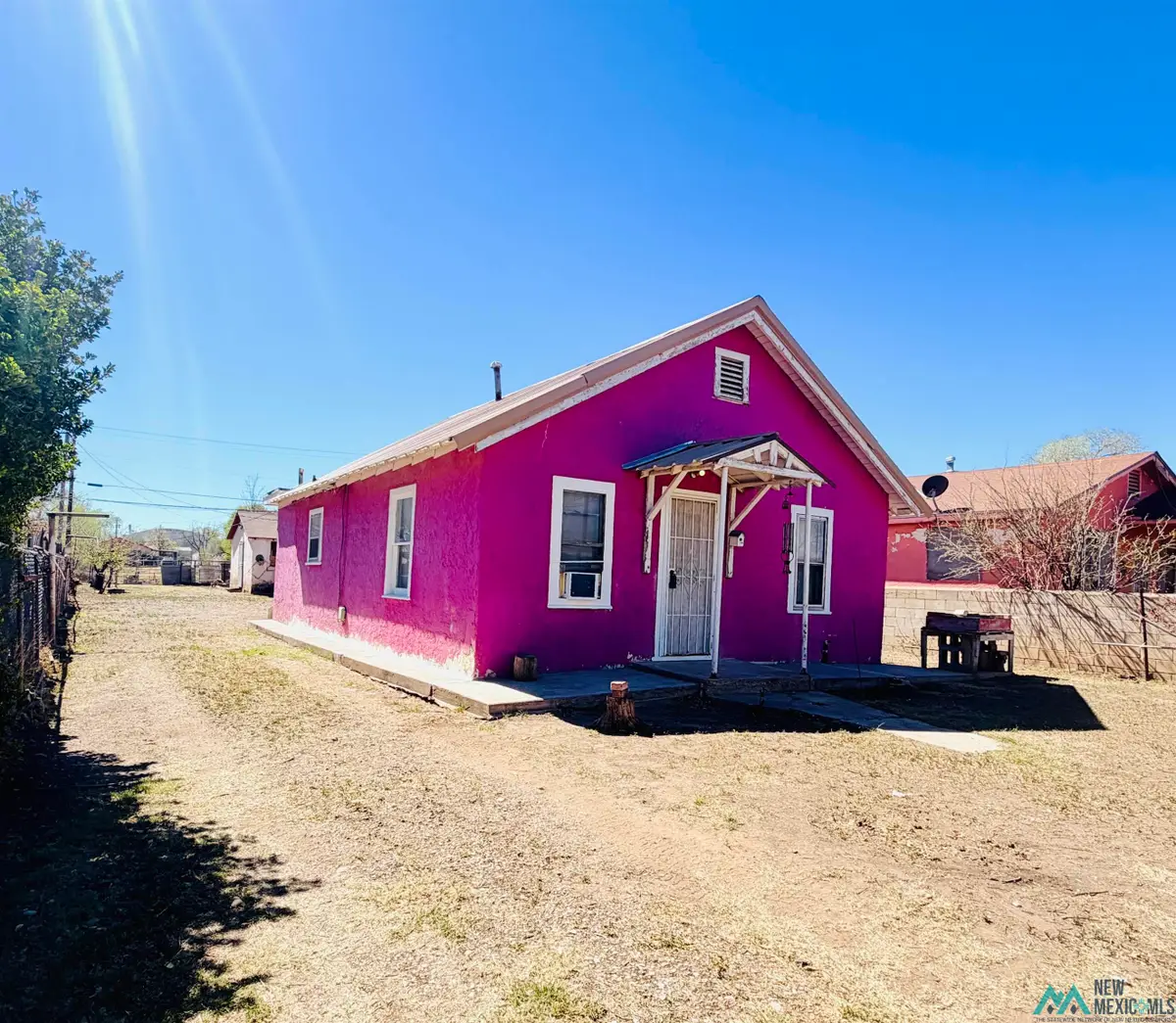 520 E 4th Street, Roswell, NM 88201 - #1