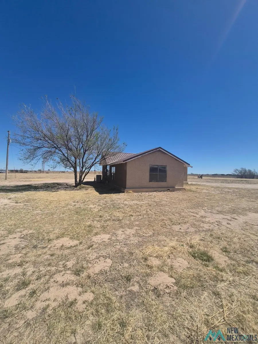 757 S Roosevelt Rd R 1/2 Roads, Portales, NM 88130 - #3