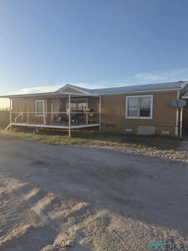 1956 S Roosevelt Road 8 Road, Portales, NM 88130