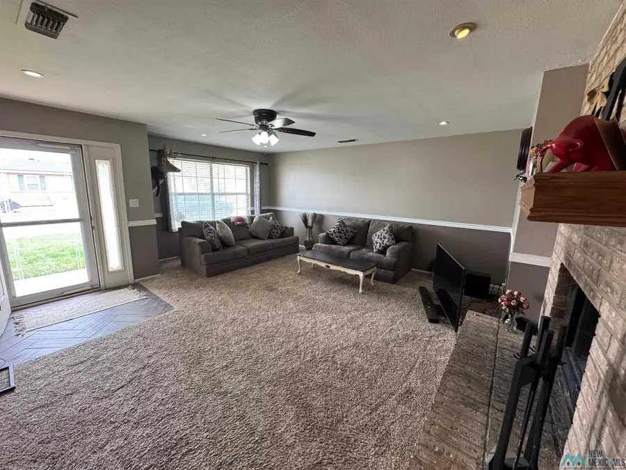 1601 W Bullock Avenue, Artesia, NM 88210 - #3