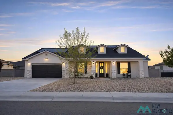 809 Cartagena Court, Carlsbad, NM 88220