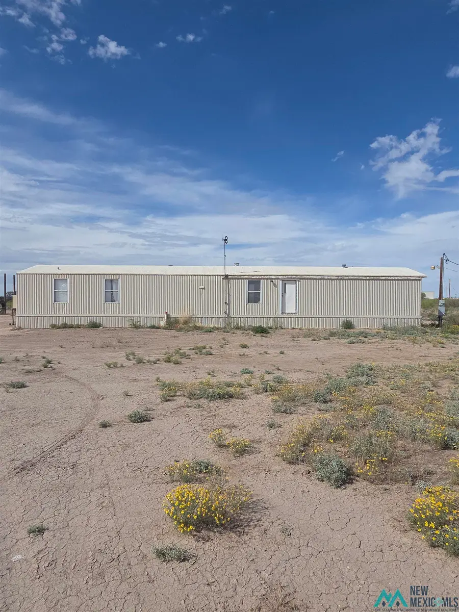 6925 SE Guernsey Rd, Deming, NM 88030 - #2