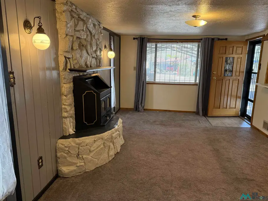 868 Highland Drive, Las Vegas, NM 87701 - #2