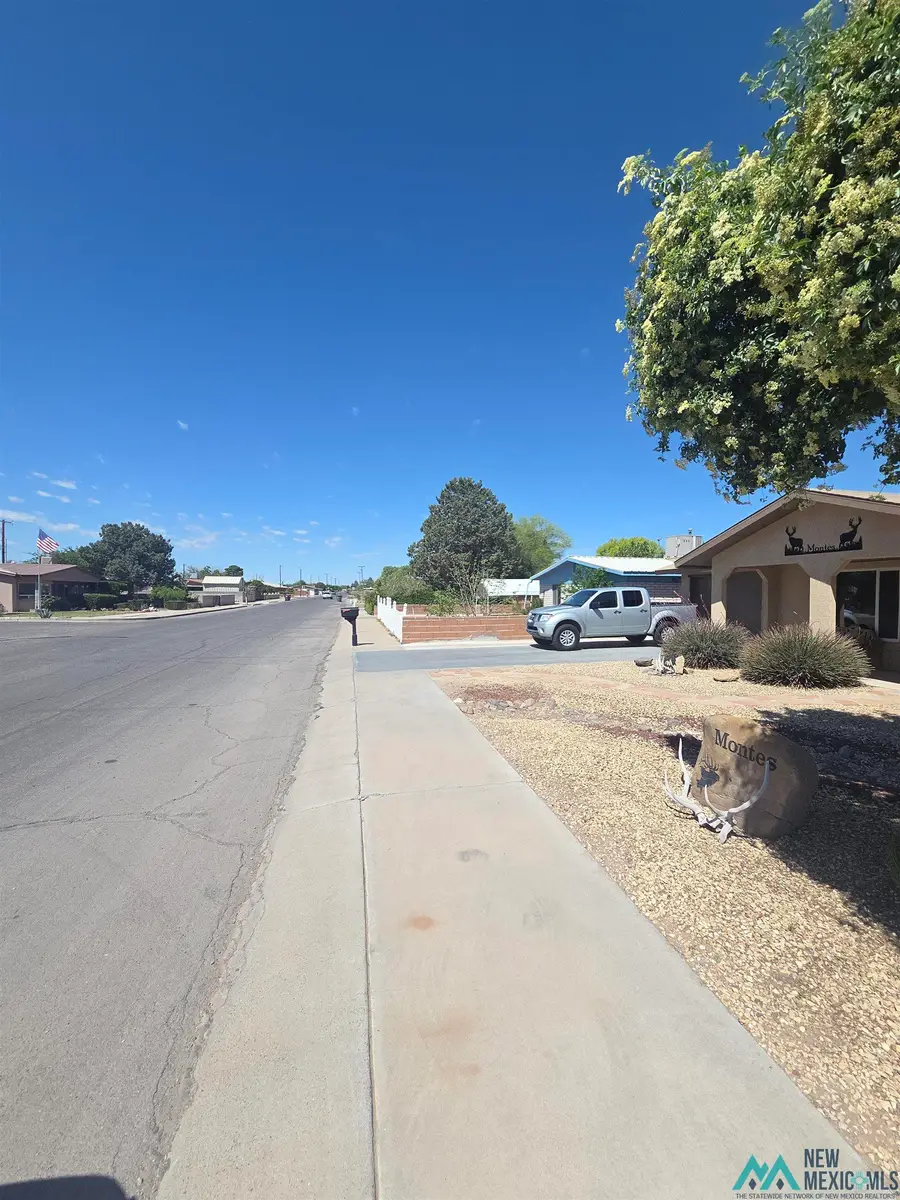 1307 E Walnut St, Deming, NM 88030 - #3