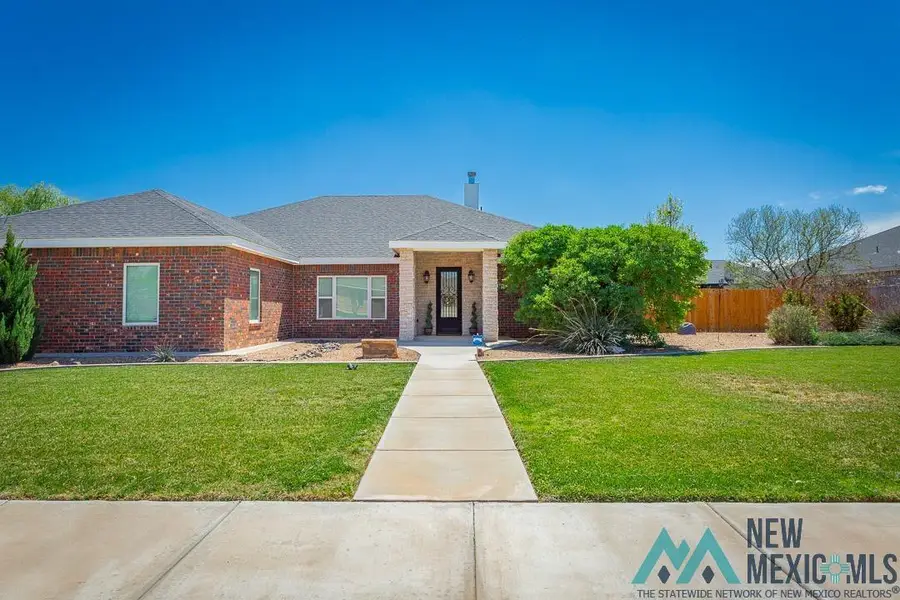 1304 Sierra Blanca Drive, Roswell, NM 88201 - #3