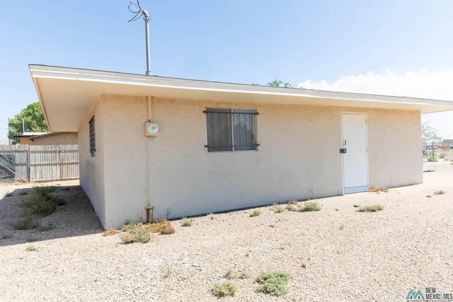 110 Wooldridge Avenue, Roswell, NM 88201 - #3