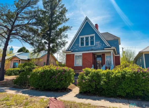 921 8th Street, Las Vegas, NM 87701