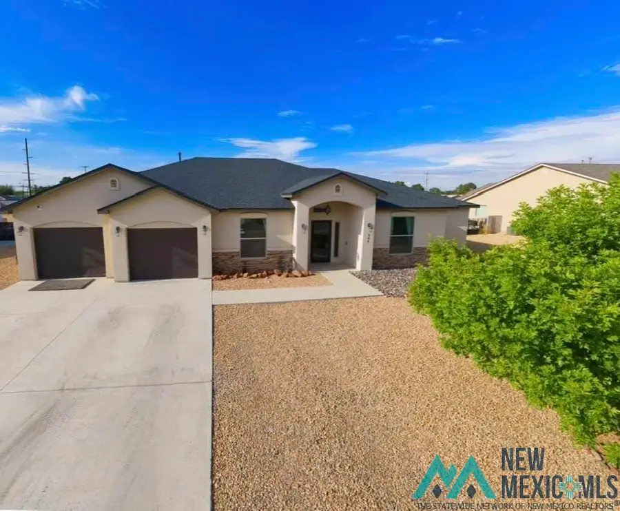 304 Warachie Lane, Carlsbad, NM 88220 - #3