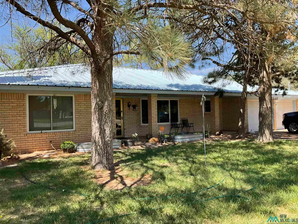 7507 N Rolling Meadows Street, Hobbs, NM 88242 - #1