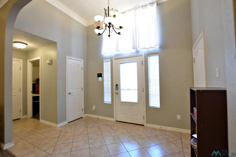 405 Adkins Court, Clovis, NM 88101 - #2