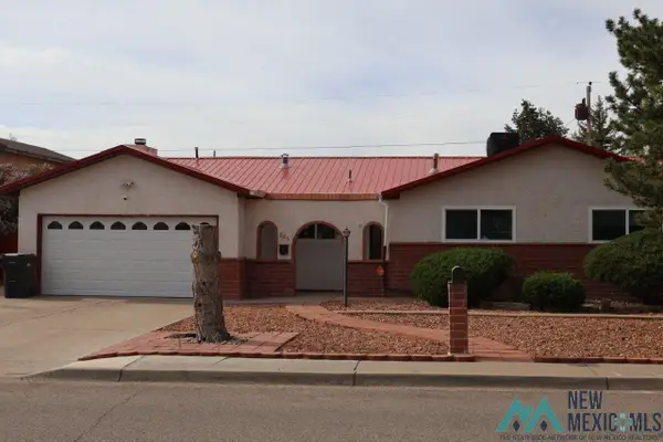 825 Kingman Avenue, Grants, NM 87020