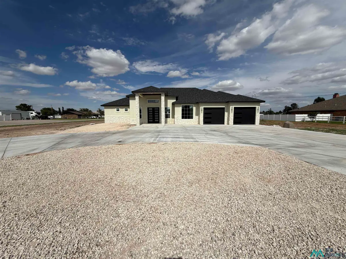 8124 N Tomlinson, Hobbs, NM 88242 - #1