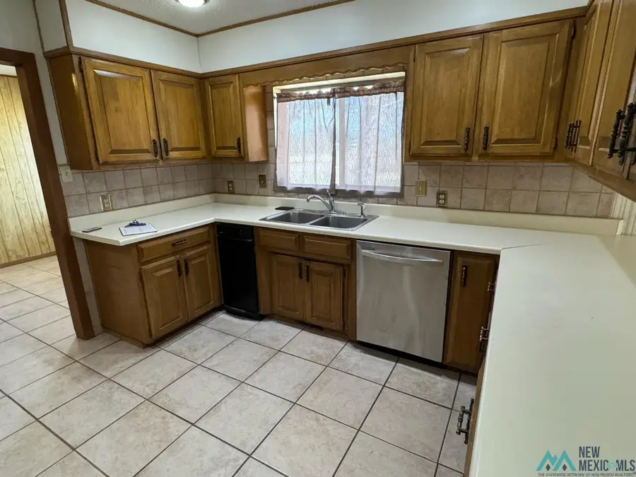 5107 Thunderbird Lane, Roswell, NM 88203 - #3