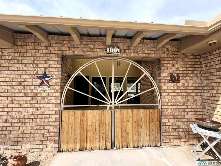 107 Beach Boulevard, Elephant Butte, NM 87935 - #2