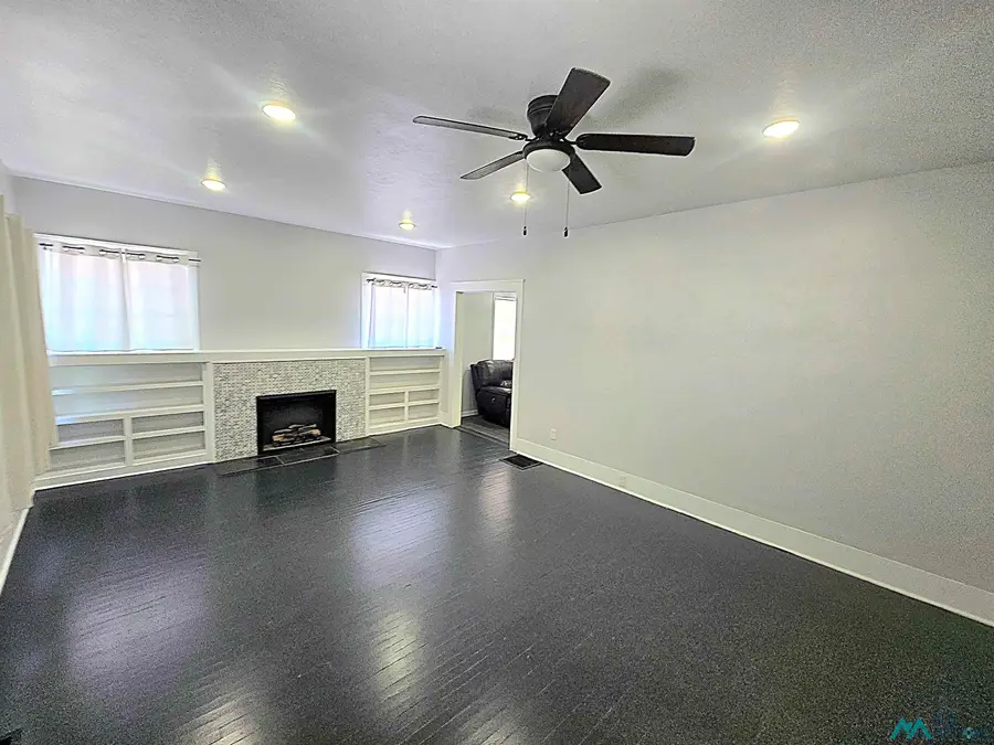 301 E Green Avenue, Gallup, NM 87301 - #3