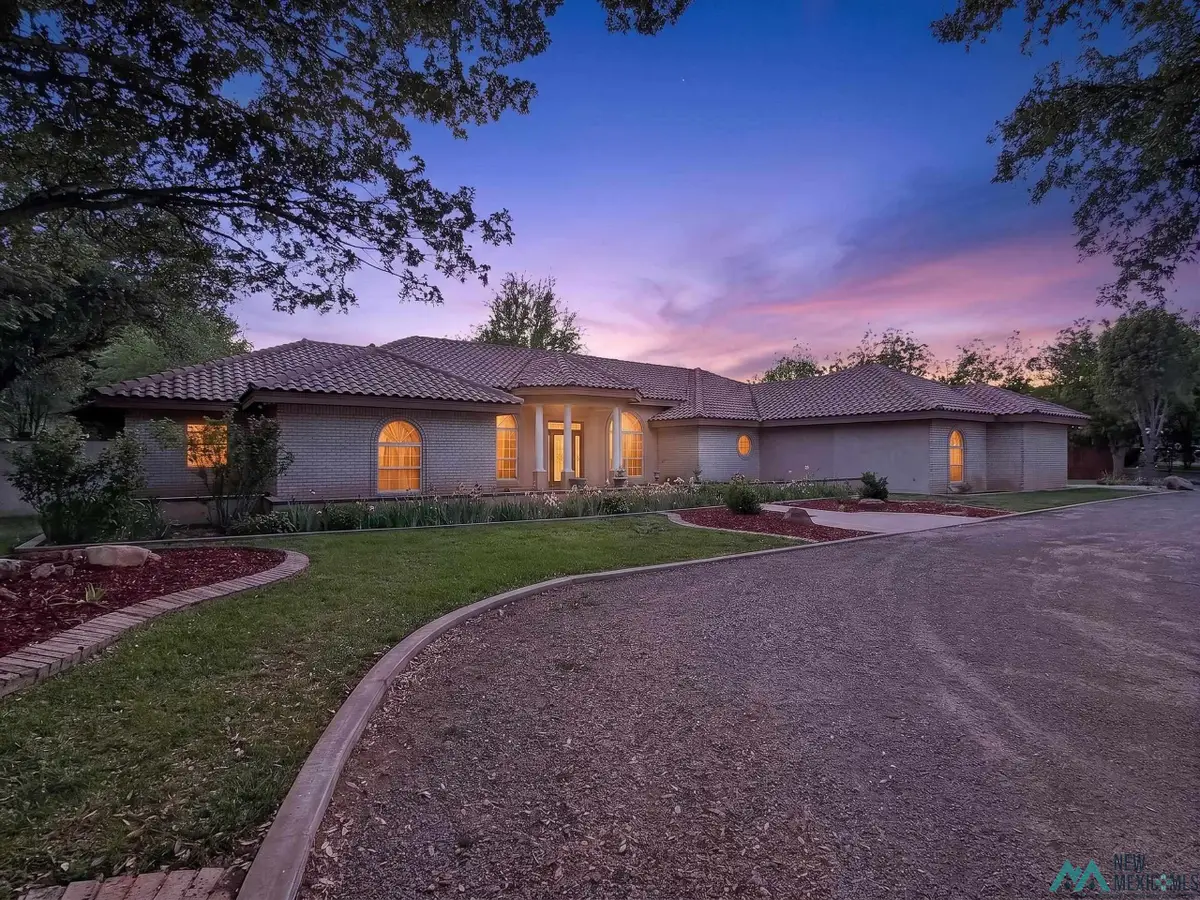 3102 N Montana Avenue, Roswell, NM 88201 - #1