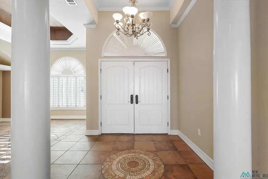 1530 La Vina Circle, Carlsbad, NM 88220 - #2