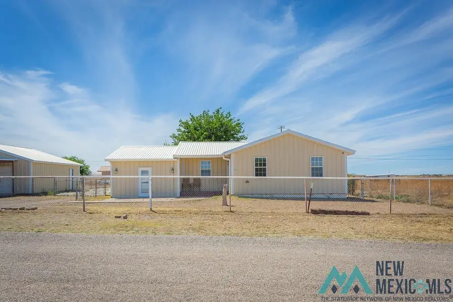 803 Thompson Avenue, Roswell, NM 88203 - #3