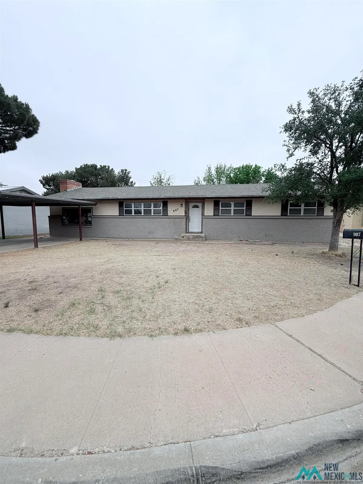 907 W Ave G, Lovington, NM 88260 - #1