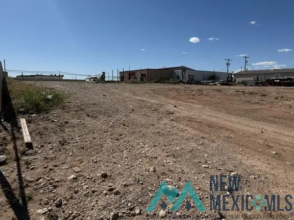 SE of 319 E Kircher Street, Carlsbad, NM 88220