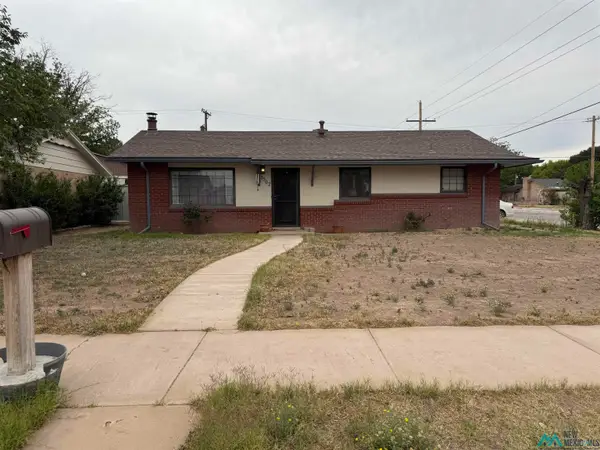 1502 S 21st Street, Artesia, NM 88210