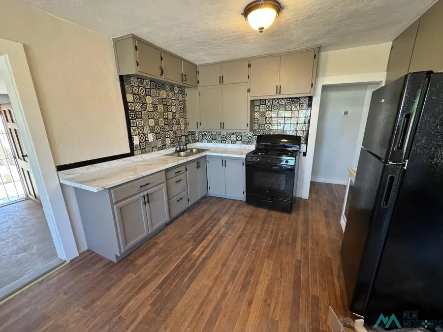 2207 E Bland Street, Roswell, NM 88203 - #3