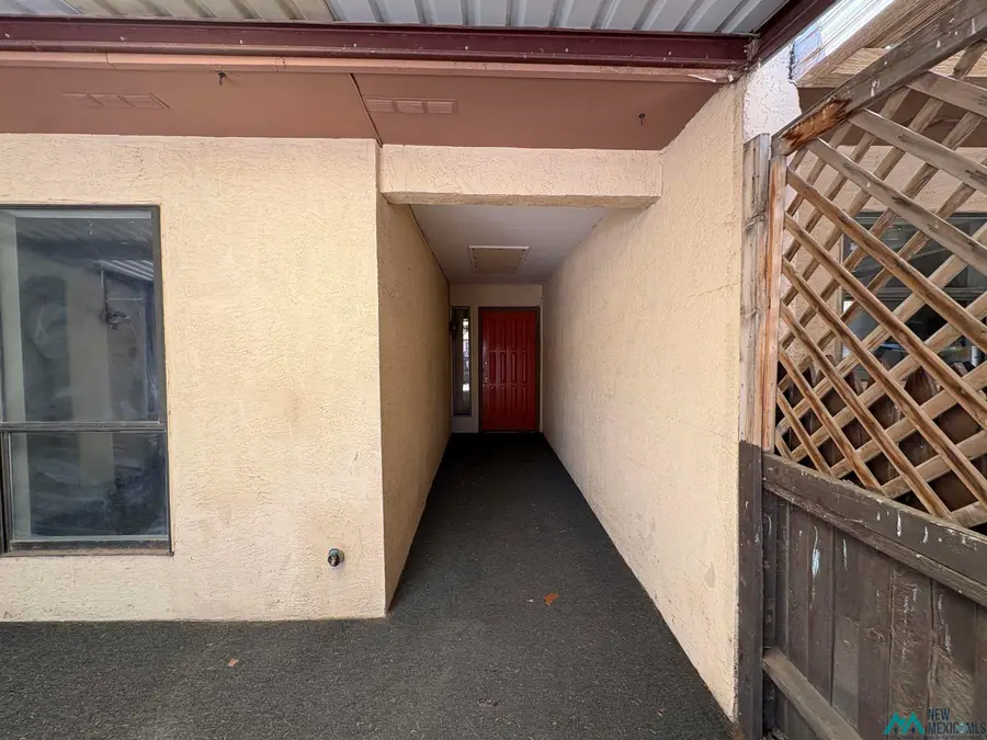 1000 Plaza Del Sol, Roswell, NM 88203 - #3