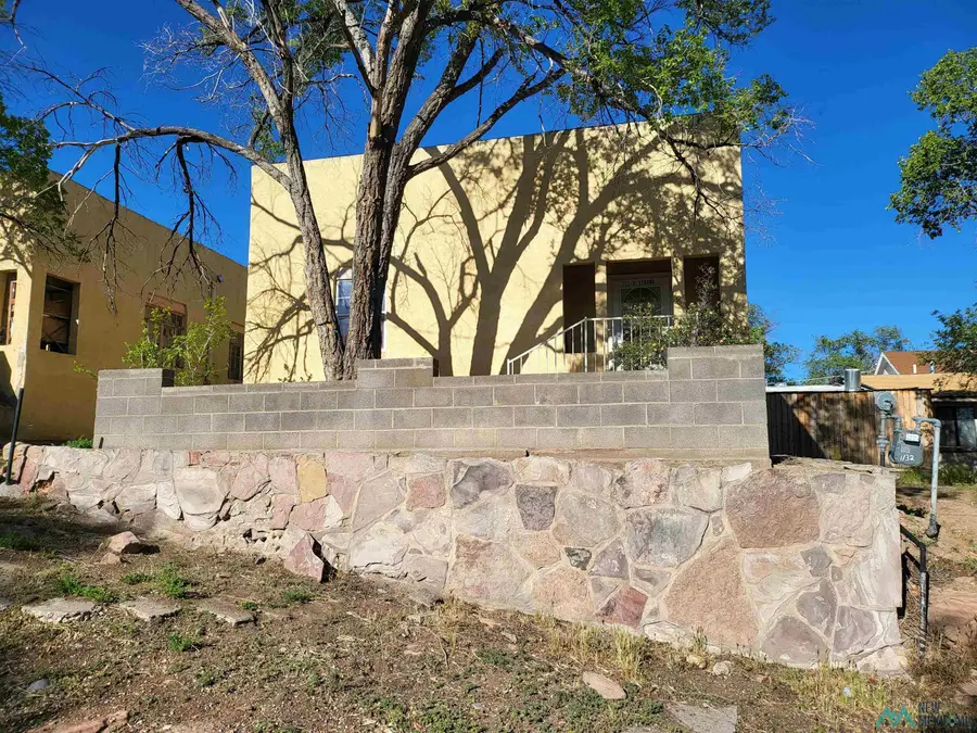 202 S Strong Drive, Gallup, NM 87301 - #3