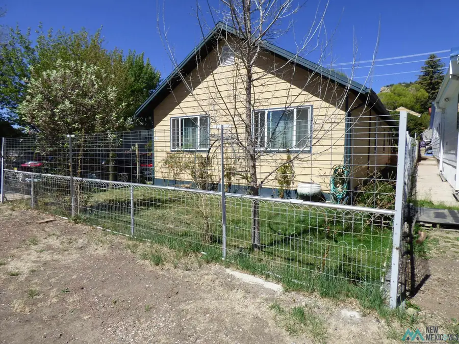 814 S 5th Street, Raton, NM 87740 - #3