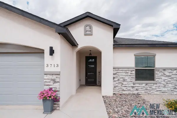 3713 Jasper Drive, Carlsbad, NM 88220