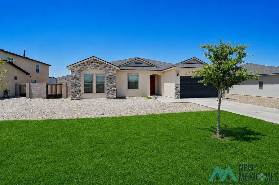 3811 Aquamarine Drive, Carlsbad, NM 88220 - #2