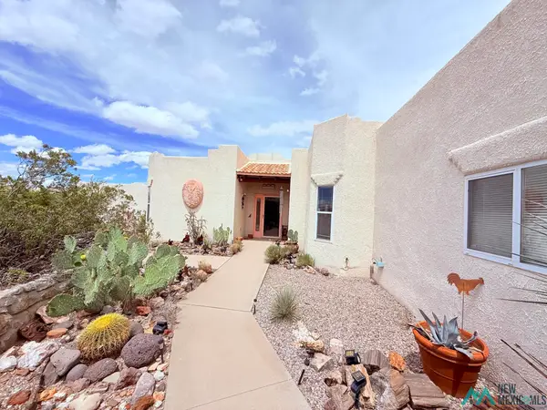 215 Montreal Avenue, Elephant Butte, NM 87935