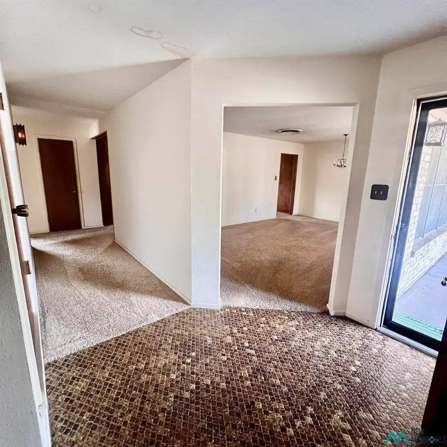 1923 N Mckinley St, Hobbs, NM 88240 - #2