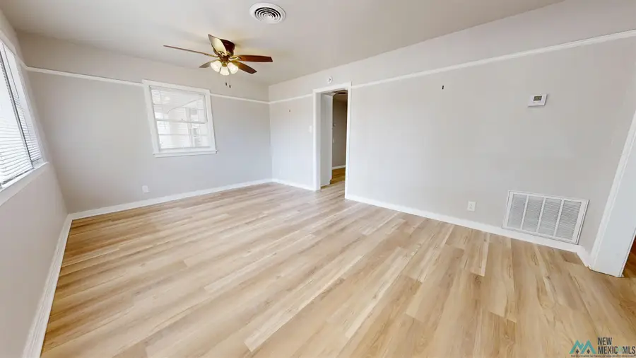 508 S Aspen Avenue, Roswell, NM 88203 - #3