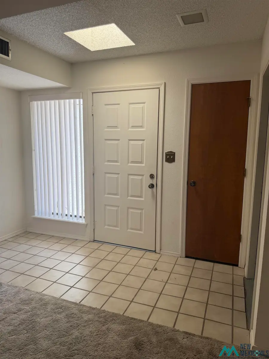 1516 Mountain Shadow Dr, Carlsbad, NM 88220 - #3