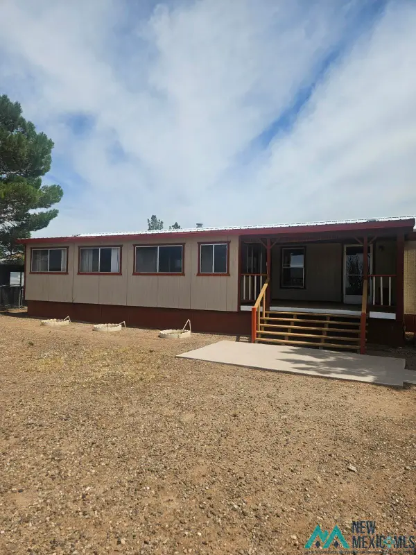 465 Apache Hills Dr Ne, Deming, NM 88030