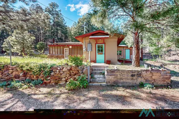 11 St. Joseph Drive, Montezuma, NM 